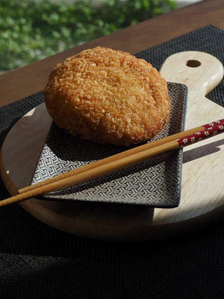 亚洲食物炸丸子，烹饪图片下载