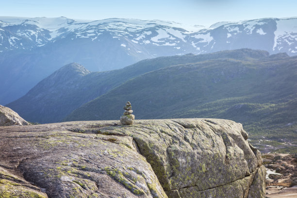 平衡石堆图片下载