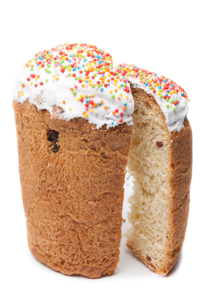 复活节蛋糕切成孤立的白色图片下载