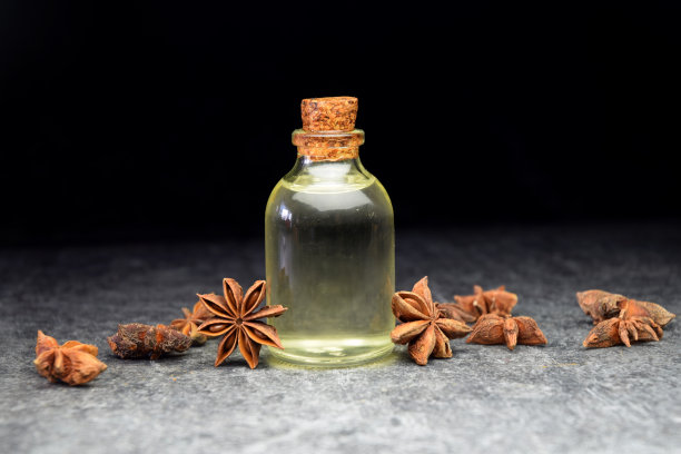 八角芳香油生物有机图片下载