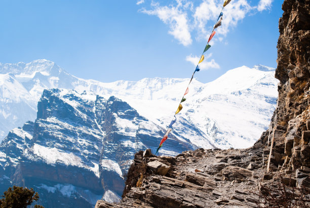 徒步登山的照片图片下载