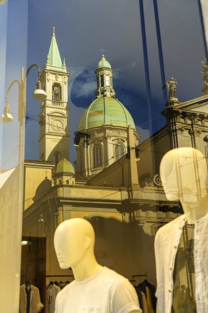 意大利米兰:历史上的圣乔治宫教堂图片下载