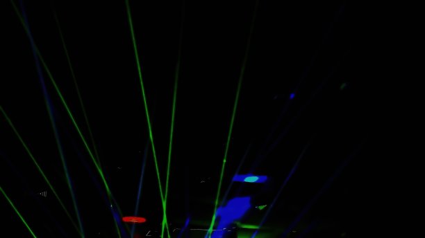 宴会厅中的激光霓虹音乐光线闪烁发光图片下载