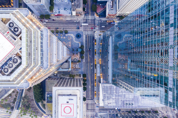 摘要城市的天际线。图片下载