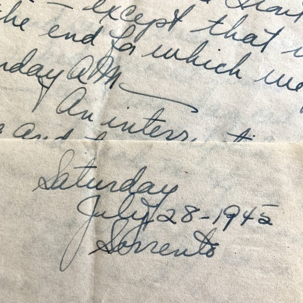 1945年的老式笔迹情书图片下载