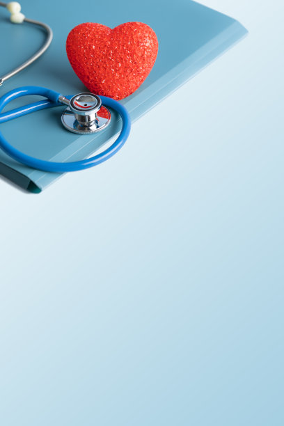 医疗保健概念-听诊器和心脏复制空间图片下载