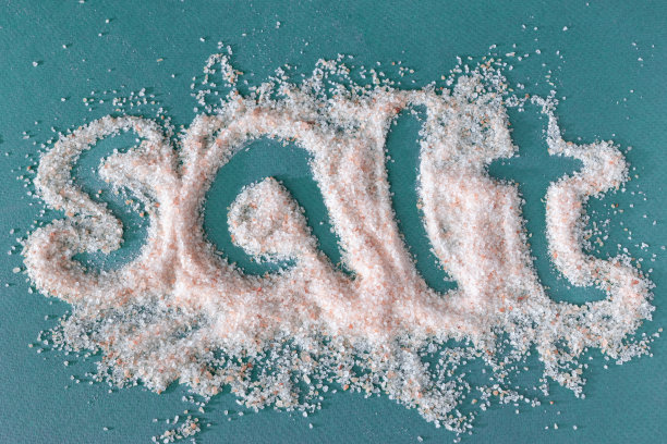 “盐”这个词来自喜马拉雅盐。图片下载