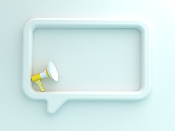 黄色扩音器内的信息气泡图片下载