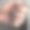 时尚时尚的女性绿色美甲与设计。一个女人的手，指甲上涂着绿色的指甲图片下载