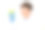 一位中年亚洲男性科学家的肖像穿着白色的实验室长袍和手套，手里拿着一个实验容器。图片下载