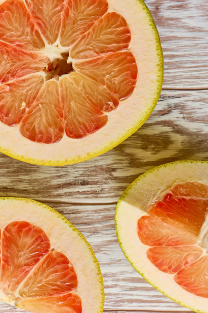 柚子的一半柑橘类水果近，质地，宏观图片下载