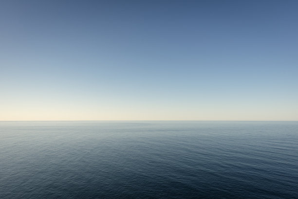 来自加州PCH1飓风点的太平洋。图片下载