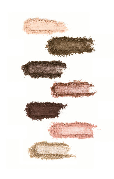 粉碎性，中性色调的眼影调色板上孤立的白色背景图片下载