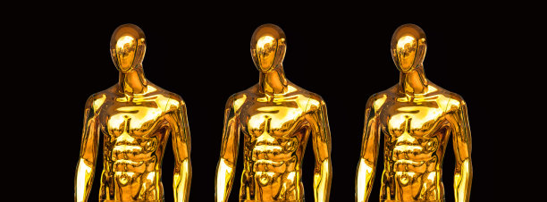 黑色背景上的三个金色女模特。时尚女性。销售和折扣的概念。图片下载