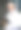 高级医生站在街上写文件。图片下载