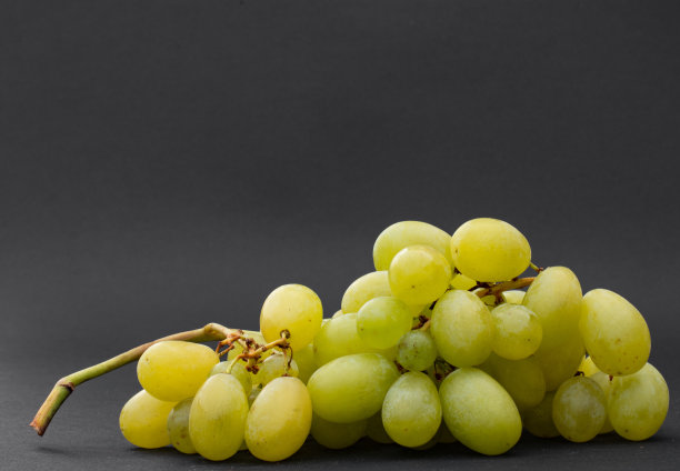 一串白葡萄图片下载