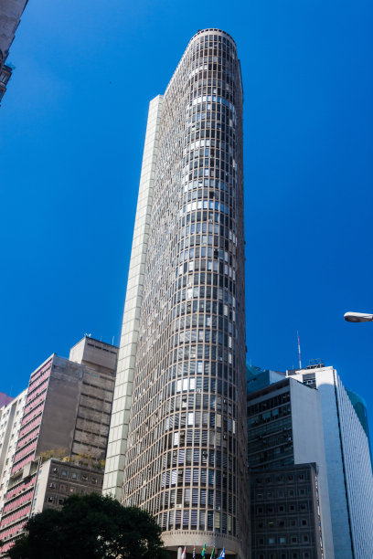 巴西圣保罗- 2015年2月3日:巴西圣保罗Edificio Italia大厦图片下载