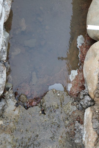 房屋涵洞已被破坏图片下载