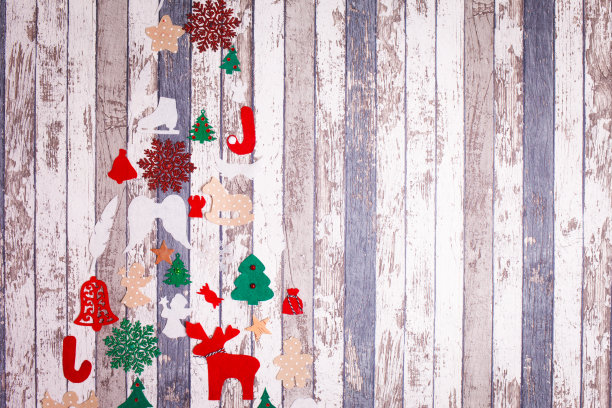 由圣诞玩具和文字组成的创意圣诞树图片下载