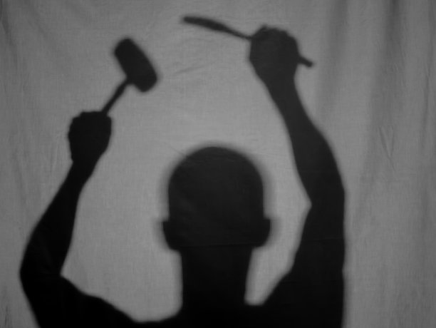 各种各样的剪影照片。唱歌，喝酒，还有更多。图片下载