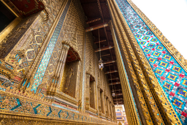 泰式艺术装饰在寺庙图片下载