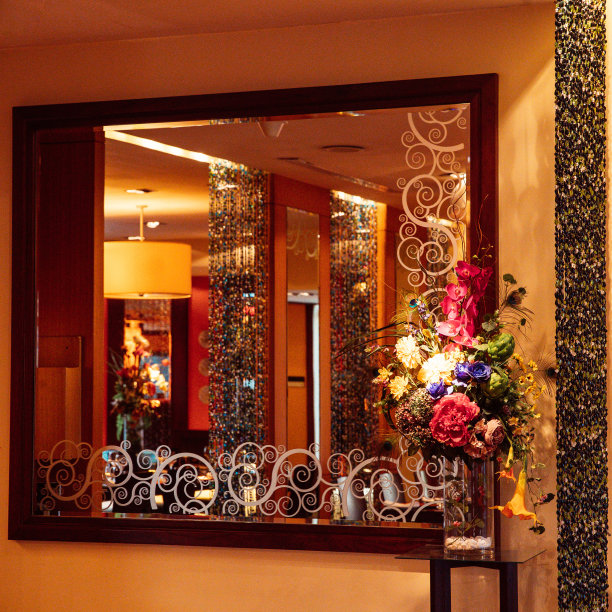 精致餐饮餐厅内部图片下载