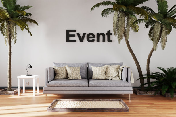 由于旅行限制，取消休假和呆在家里的概念;典雅的客厅内部有一个大棕榈树之间的复古沙发;事件;三维演示图片下载