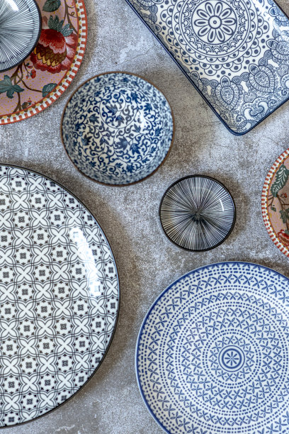 美丽的传统摩尔瓷陶瓷板。图解中东设计。摩洛哥马拉喀什图片下载