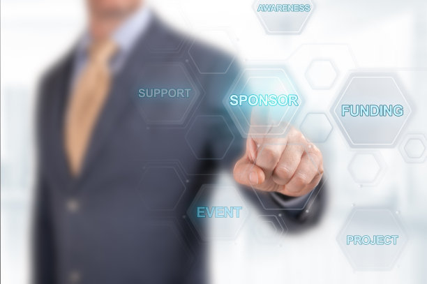 以赞助商为背景的商业展示中的赞助概念。赞助商与商人在模糊抽象的背景下。赞助商的概念图片下载