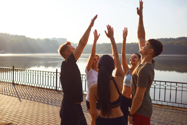 一起训练的运动员队。图片下载