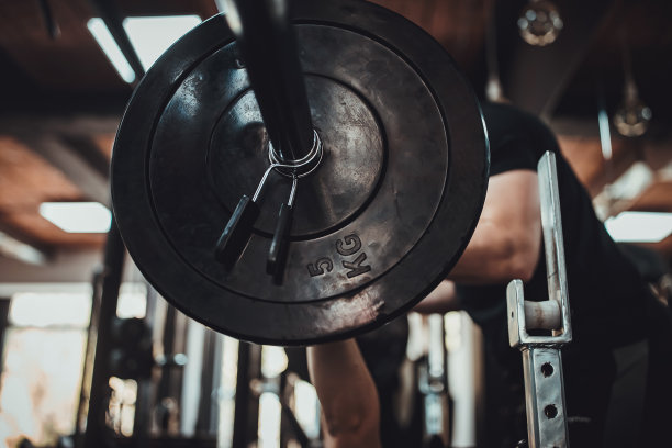 卧推训练图片下载