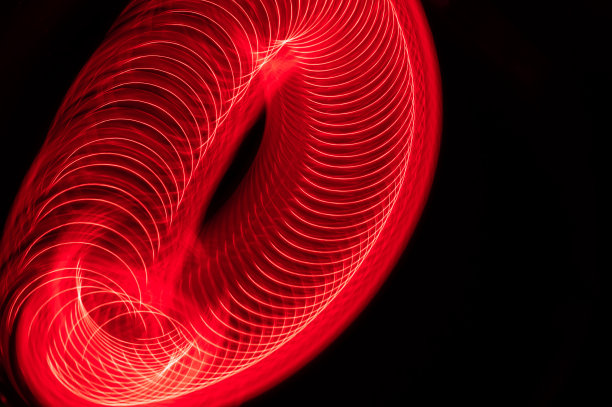 摘要:有趣的漩涡颜色的黑色背景图片下载