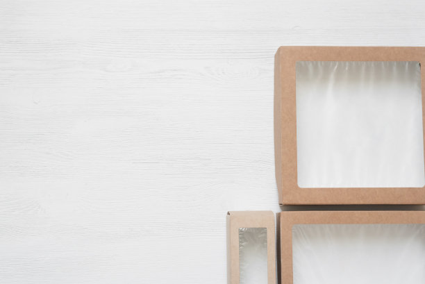 装糖果的纸板箱。图片下载