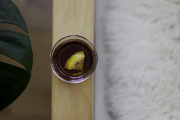 高角度观看土耳其茶图片下载