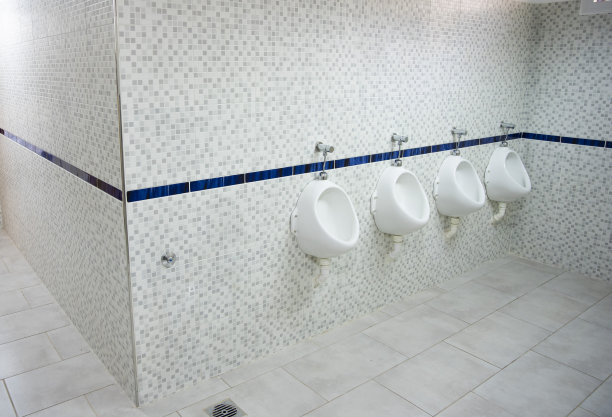 学校的公共现代浴室图片下载