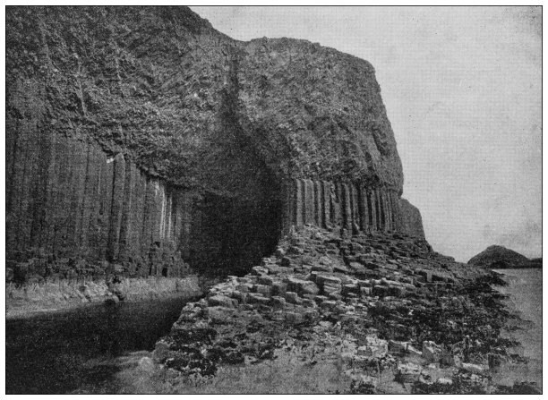 世界地标的古老照片(大约1894年):芬格尔洞穴，苏格兰图片下载
