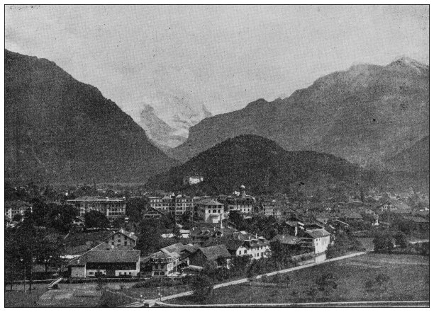 世界地标的古老照片(约1894年):来自瑞士因特拉肯的少女图片下载