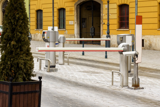 汽车进出的障碍图片下载