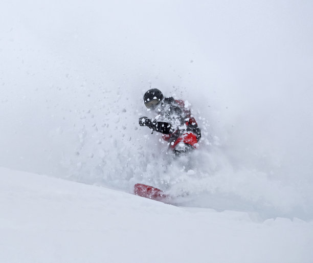 滑雪板制作粉末转弯图片下载