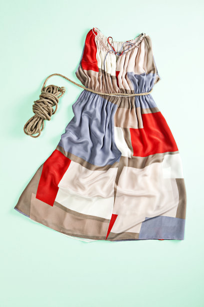 时尚服装在绿松石背景图片下载