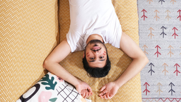 伤心的粉丝图片下载