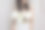 穿着白色牡丹花的时尚性感女人。绽放身体积极自我关爱。香气图片下载
