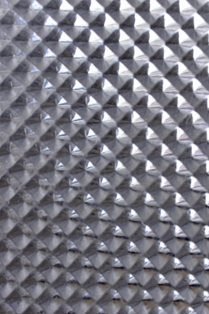 带有三角形图案的透明塑料板图片下载