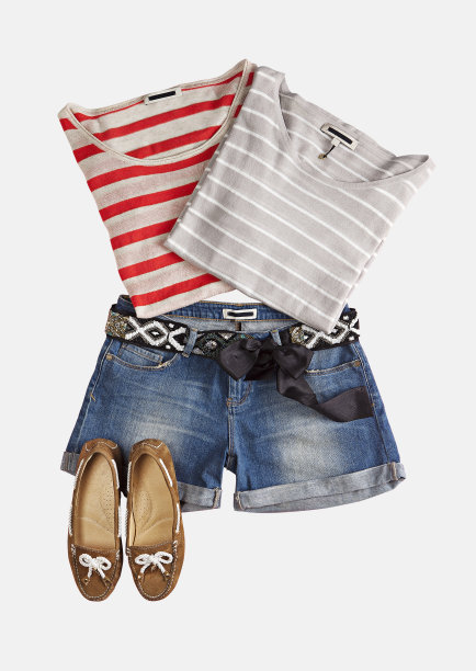 个人饰品孤立在白色背景上的女性服装图片下载