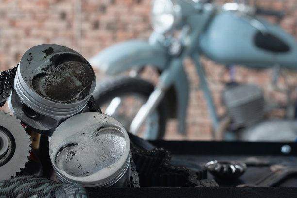 旧车库。图片下载