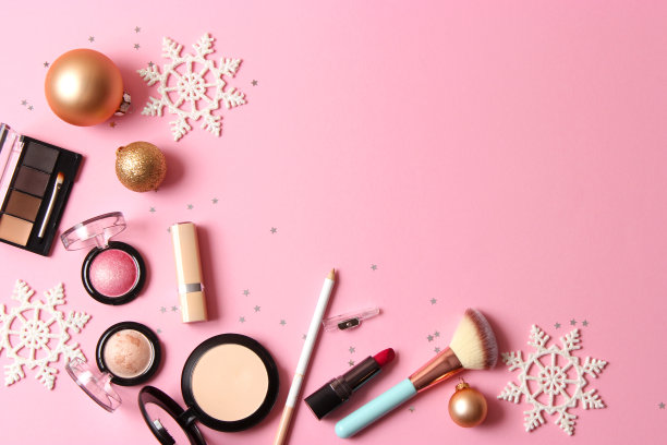 套装专业装饰化妆品及圣诞饰品图片下载