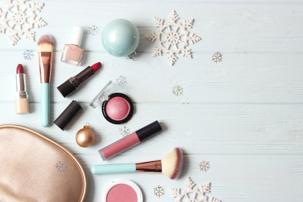 套装专业装饰化妆品及圣诞饰品图片下载