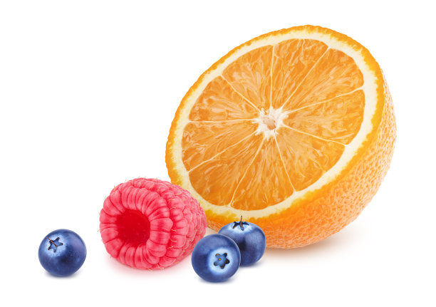水果组成与橙子和浆果-覆盆子和蓝莓孤立在一个白色的修剪路径。图片下载