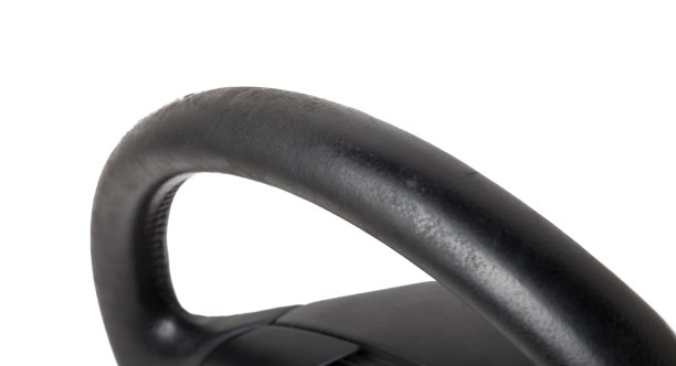 黑色皮革方向盘再次缝合与明亮的对比缝车间修复汽车内饰和调整设计图片下载