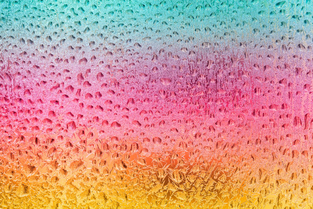 滴入鲜艳的颜色图片下载